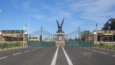 صورة المدرسة العليا للطيران بوهران : تخصص جديد للتحكم في طائرات “الدرون” بداية من الموسم التكويني القادم