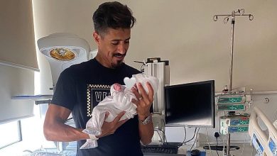 صورة بونجاح ورانيا بن عيشوش يرزقان بمولودهما الأول