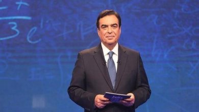 صورة من سيربح المليون.. جورج قرداحي وزيرا للإعلام