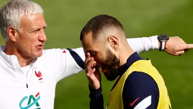 صورة لماذا يلعب بنزيمة بإصبع مكسور منذ نحو 3 سنوات؟