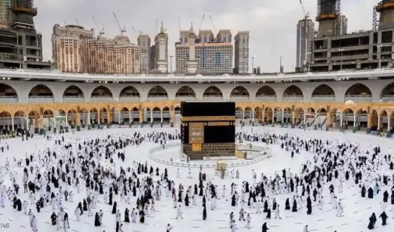 صورة افتتاح التسجيلات لأداء مناسك العمرة أمام الجزائريين